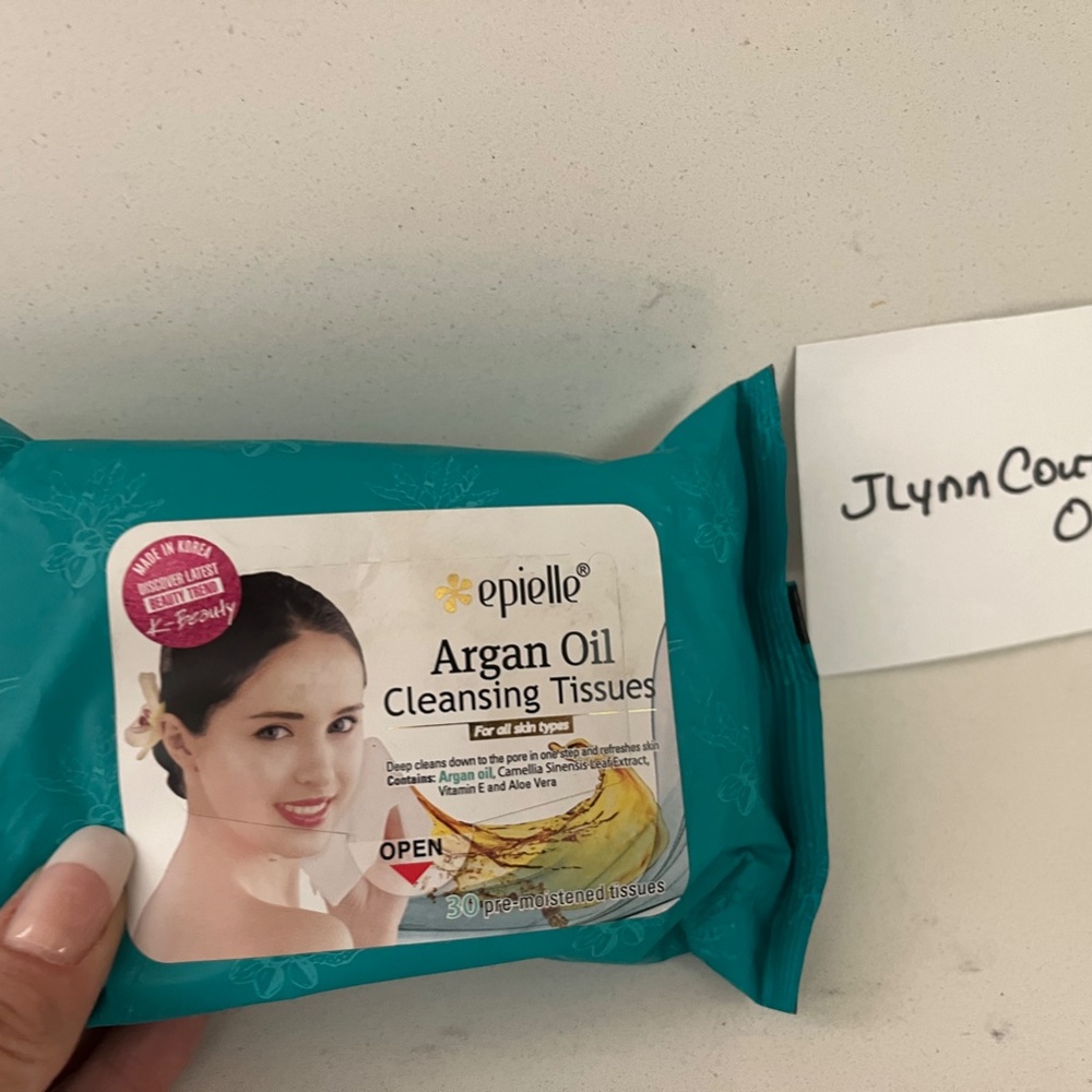 Epielle 30 Wipe Argan Oil Makeup Cleansing Tissue, Argan oil facial wipes NEW